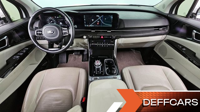 Kia CARNIVAL Gasoline 9-Seater Signature купить на сайте DeffCars