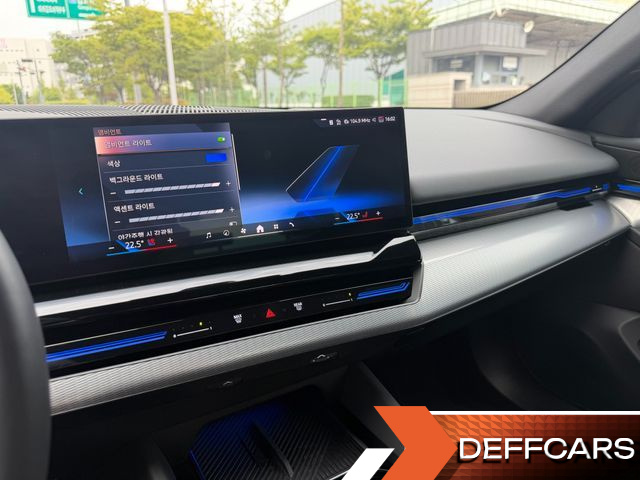 BMW 5-SERIES 520i M Sport купить на сайте DeffCars