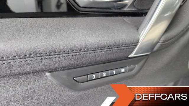 Land Rover DISCOVERY SPORT P250 SE купить на сайте DeffCars