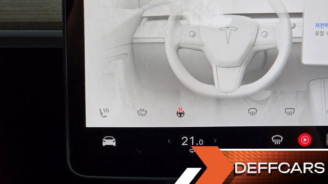 Tesla MODEL Y Long Range AWD купить на сайте DeffCars