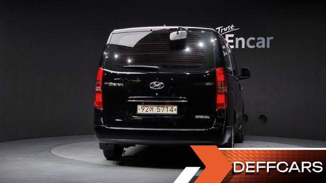 Hyundai STAREX Van 5-Seater Style купить на сайте DeffCars