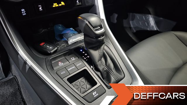 Toyota RAV4 2.5 2WD Hybrid XLE купить на сайте DeffCars
