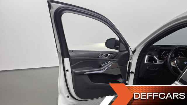 BMW X7 xDrive 40i Design Pure Excellence 6-Seater купить на сайте DeffCars