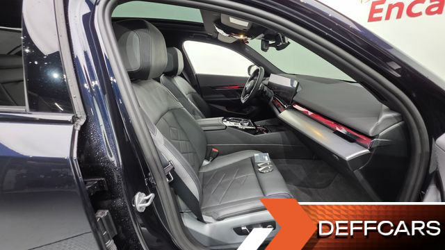 BMW 5-SERIES 530e M Sport купить на сайте DeffCars