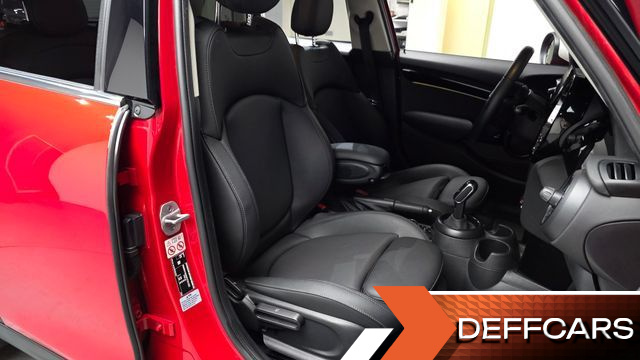 Mini COOPER 5Door Classic Third Generation купить на сайте DeffCars