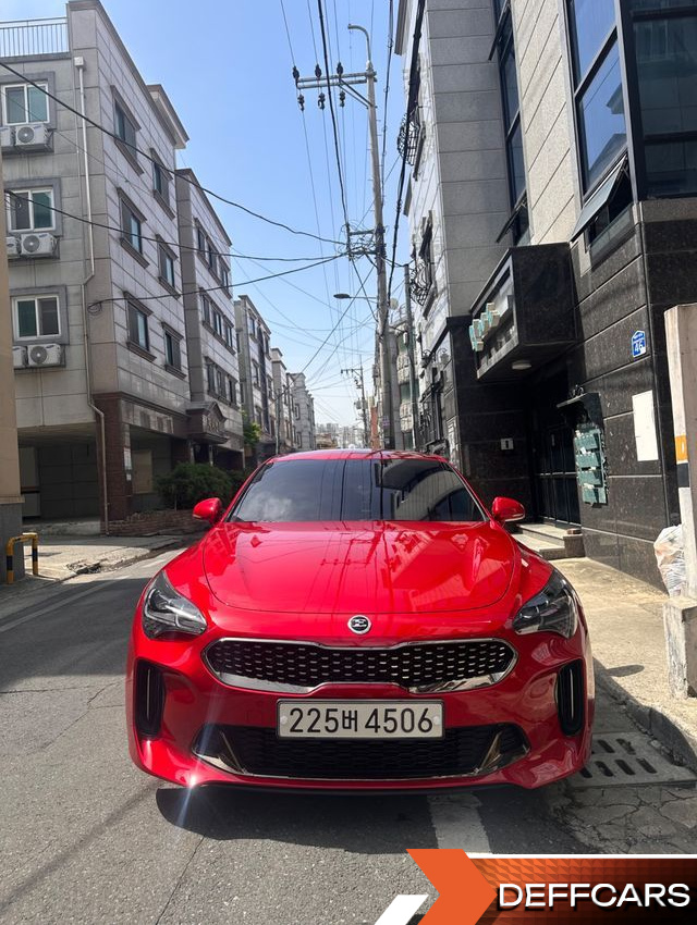Kia STINGER 2.0 Turbo 2WD Platinum купить на сайте DeffCars