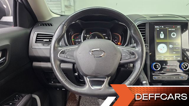 Renault-KoreaSamsung QM6 2.0 GDe PREMIERE 2WD купить на сайте DeffCars