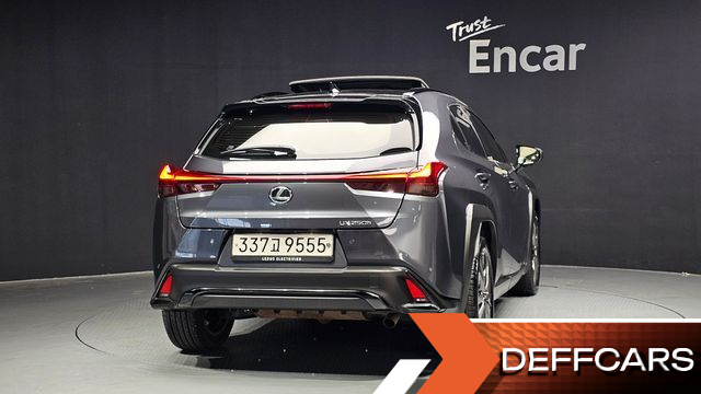 Lexus UX 2.0 F-Sport 2WD купить на сайте DeffCars