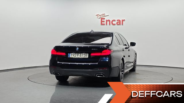 BMW 5-SERIES 520i M Sport купить на сайте DeffCars