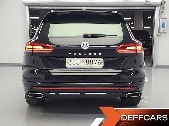 Volkswagen TOUAREG 3.0 TDI R-Line купить на сайте DeffCars