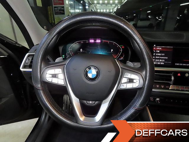 BMW 3-SERIES 320i Luxury купить на сайте DeffCars