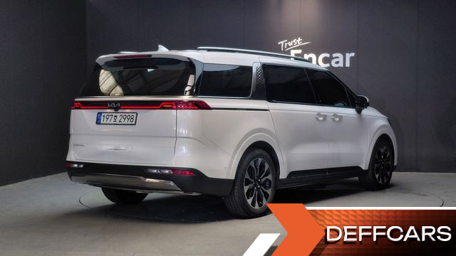 Kia CARNIVAL Gasoline 9-Seater Signature купить на сайте DeffCars