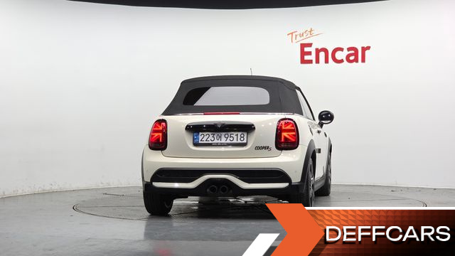 Mini COOPER CONVERTIBLE Classic Third Generation купить на сайте DeffCars