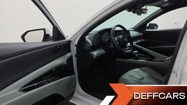 Hyundai AVANTE 1.6 LPi Inspiration купить на сайте DeffCars
