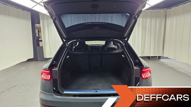 Audi Q8 55 TFSI Quattro Premium купить на сайте DeffCars