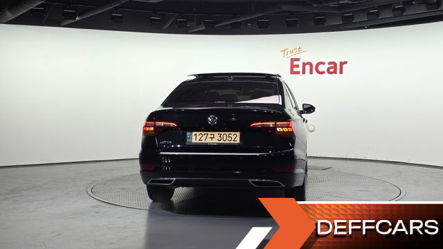 Volkswagen JETTA 1.4 TSI Prestige купить на сайте DeffCars