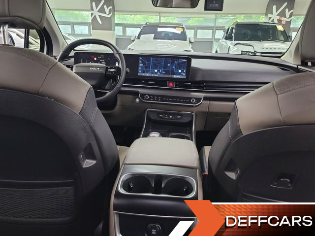 Kia CARNIVAL 9-Seater Prestige купить на сайте DeffCars