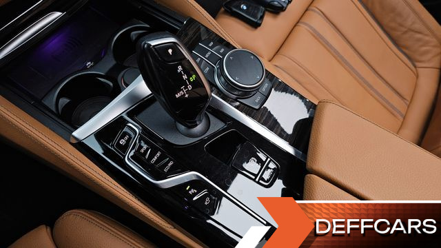BMW 5-SERIES 520i Luxury купить на сайте DeffCars