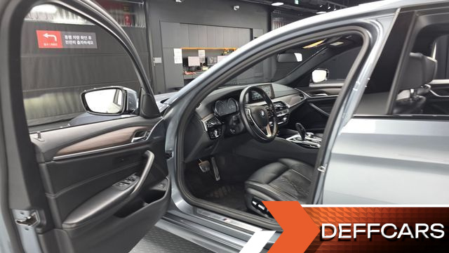 BMW 5-SERIES 520d M Sport Package Plus купить на сайте DeffCars