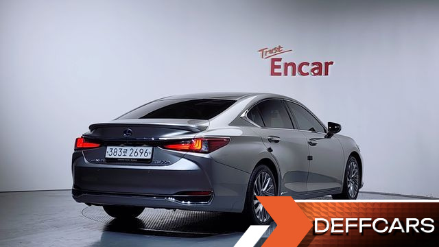 Lexus ES Executive купить на сайте DeffCars