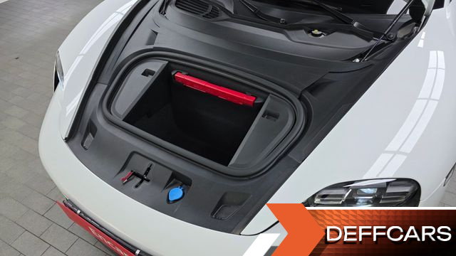 Porsche TAYCAN 4S купить на сайте DeffCars