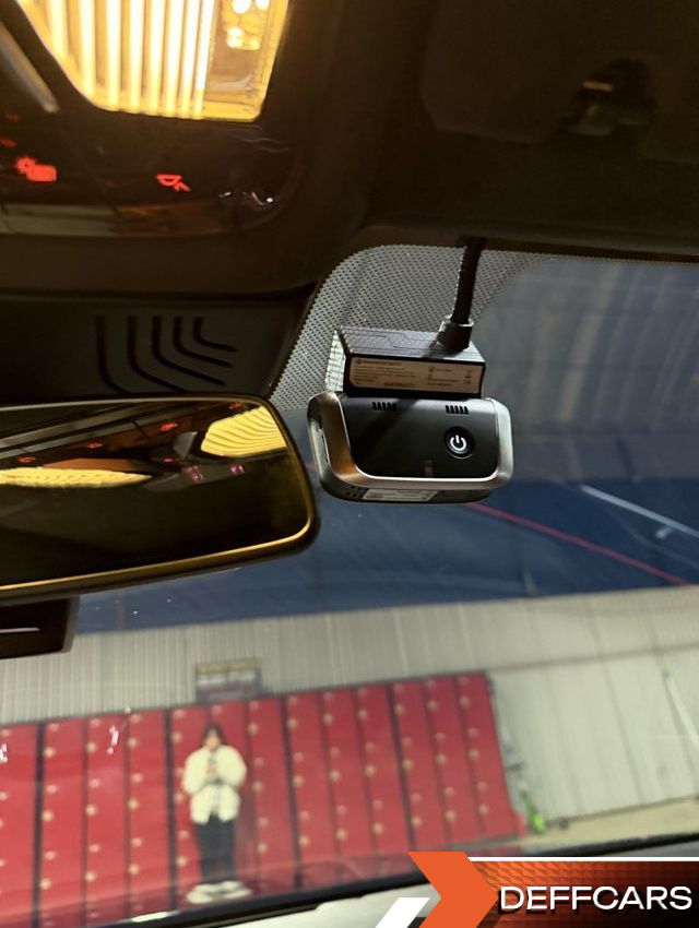 BMW 7-SERIES M760Li xDrive купить на сайте DeffCars