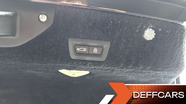 Rolls-Royce GHOST 6.6 V12 Black badge купить на сайте DeffCars