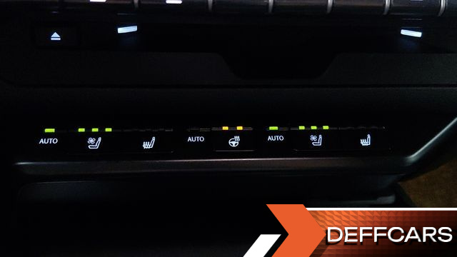 Lexus UX 2.0 2WD купить на сайте DeffCars