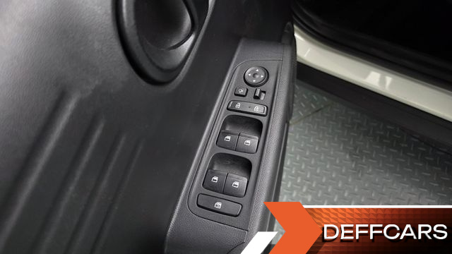 Hyundai CASPER Turbo The Essential Light купить на сайте DeffCars