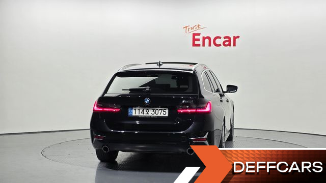 BMW 3-SERIES 320i Touring Luxury купить на сайте DeffCars
