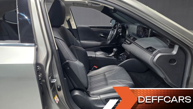 Lexus ES Luxury Plus купить на сайте DeffCars