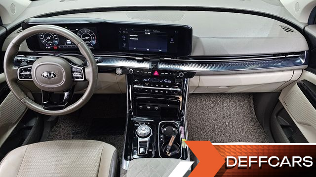 Kia CARNIVAL Gasoline 7-Seater Hi-Limousine Signature купить на сайте DeffCars