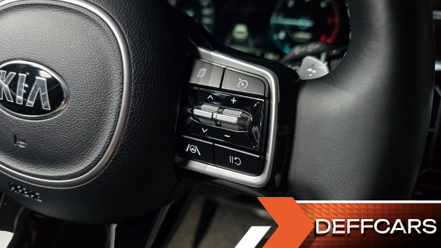 Kia SORENTO Diesel 2.2 4WD Signature купить на сайте DeffCars