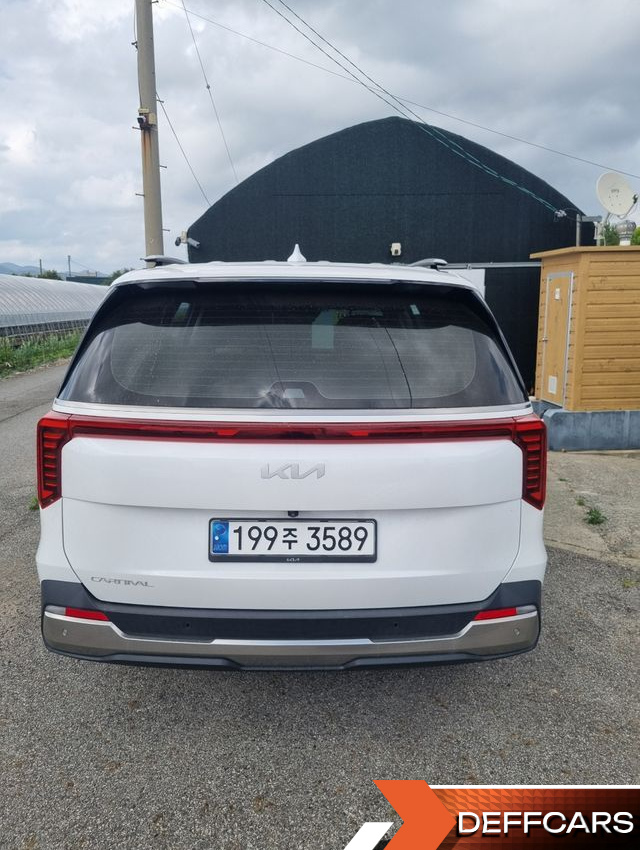 Kia CARNIVAL 7-Seater Signature купить на сайте DeffCars