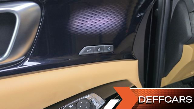 Kia CARNIVAL Gasoline 9-Seater Signature купить на сайте DeffCars