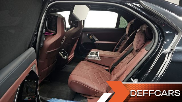 BMW 7-SERIES 740i xDrive M Sport купить на сайте DeffCars