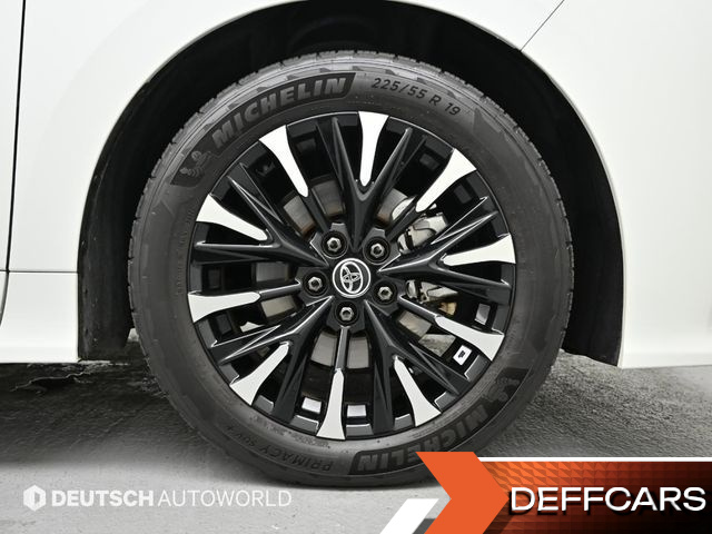 Toyota ALPHARD 2.5 HEV Executive AWD купить на сайте DeffCars