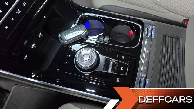 Kia CARNIVAL Gasoline 9-Seater Hi-Limousine Signature купить на сайте DeffCars