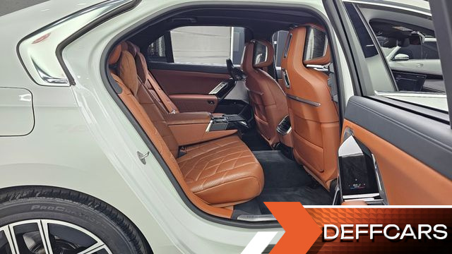 BMW 7-SERIES 740d xDrive M Sport купить на сайте DeffCars