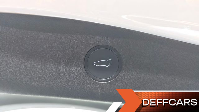 Tesla MODEL 3 Long Range AWD купить на сайте DeffCars