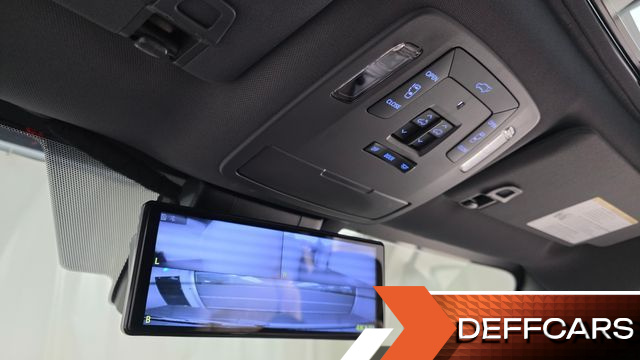 Toyota SIENNA 2.5 Hybrid AWD купить на сайте DeffCars