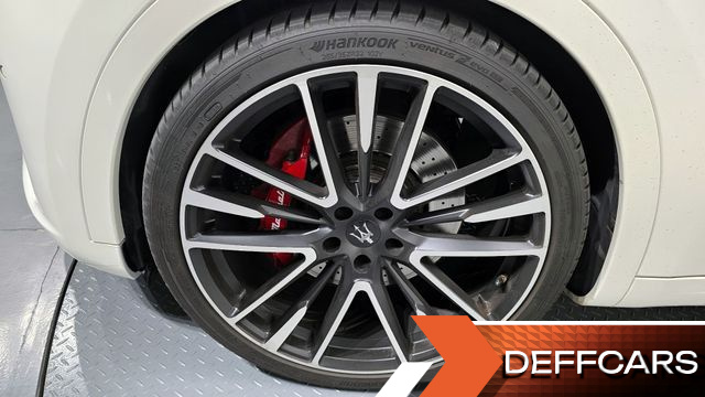 Maserati LEVANTE 3.0 AWD GranSport купить на сайте DeffCars