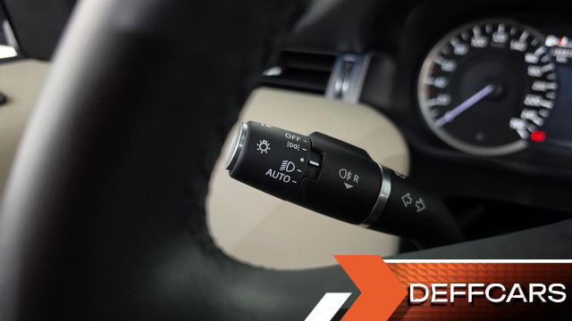 Land Rover DISCOVERY SPORT P250 SE купить на сайте DeffCars