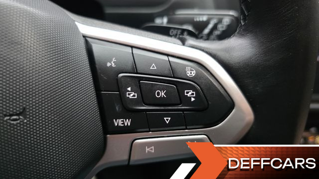 Volkswagen TIGUAN 2.0 TDI Premium купить на сайте DeffCars