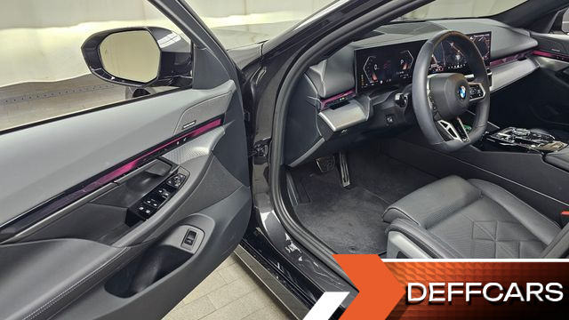 BMW 5-SERIES 530i xDrive M Sport купить на сайте DeffCars