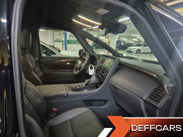 Toyota ALPHARD 2.5 HEV Executive AWD купить на сайте DeffCars