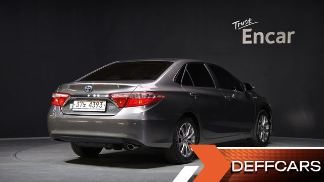 Toyota CAMRY Hybrid XLE купить на сайте DeffCars