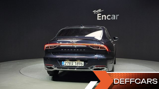 Hyundai GRANDEUR 3.3 Le Blanc купить на сайте DeffCars