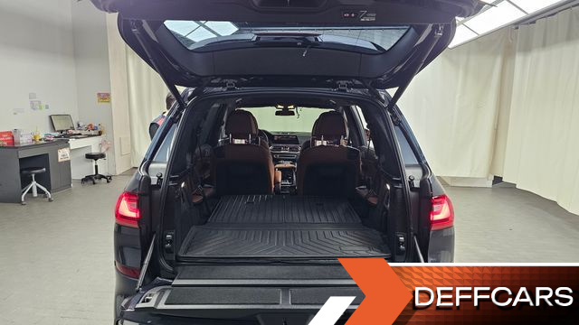 BMW X7 xDrive 40i M Sport 6STR купить на сайте DeffCars