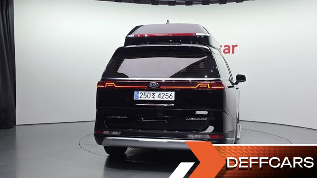 Kia CARNIVAL Gasoline 9-Seater Hi-Limousine Signature купить на сайте DeffCars